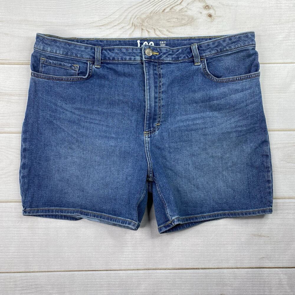 Lee Shorts Womens 22 Slim Fit High Rise Medium Wash Stretch Denim Jean 5" Inseam